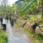 TNI dan Masyarakat Kompak, Saluran Irigasi di Dusun Jongat Dibersihkan demi Kelancaran Kebutuhan Air
